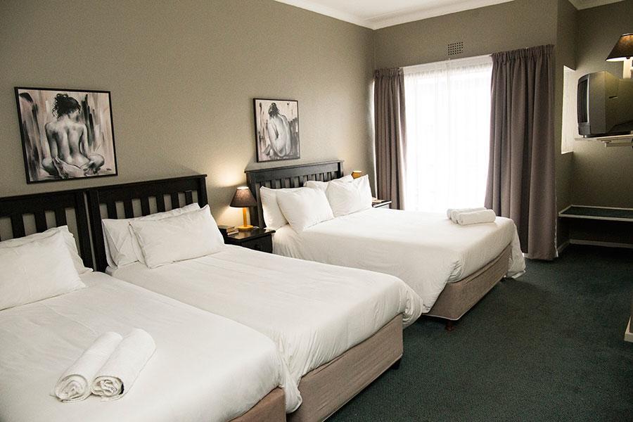 Savoy Hotel 杰弗里湾 外观 照片