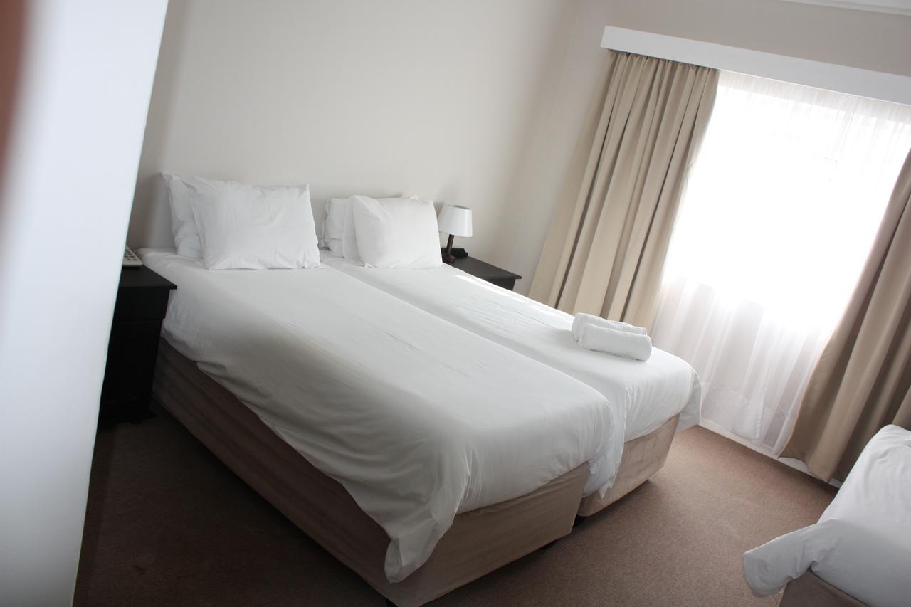Savoy Hotel 杰弗里湾 外观 照片